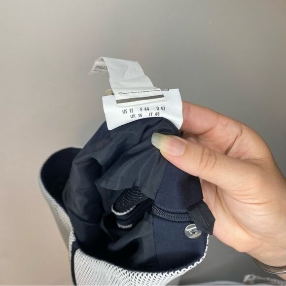 Akris Punto White Mesh Pencil skirt with black stripe Size 12 - Picture 6 of 9